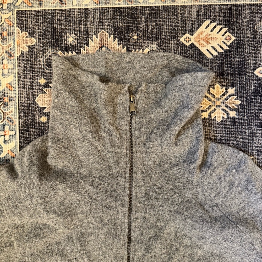 Ellen Tracy 100% Wool Oversized Full Zip Up Long Cardigan Gray Size Medium - Picture 14 of 14